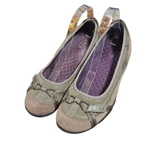 Privo By Clarks Slip On Ballet Flats Size 9.5 Tan & Brown NICE